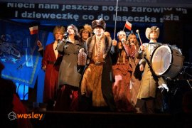 Studio_Buffo_upić_się_warto_4