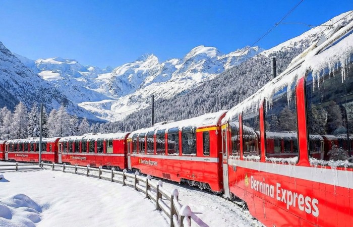 Bernina_Express_zimą_1